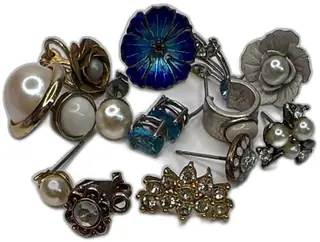 Vintage Mixed Lot 14 Fashion Earrings Pearl Rhinestone Floral Post Studs