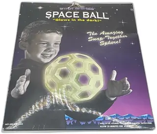 1994 DaMert Space Ball Glow In The Dark Snap Together Puzzle Science Kit