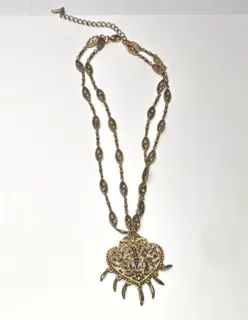 Vintage Filigree Heart Pendant Necklace Ornate Gold Tone Double Strand 18in