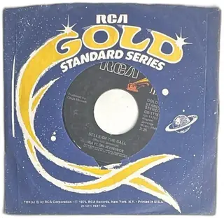 Waylon Jennings RCA Gold Standard Series 45 RPM Vinyl Luckenbach Texas Belle Of The B