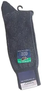 Munsingwear Classics Black Dress Socks Lycra Cotton Size 10 13 Made In USA 0892