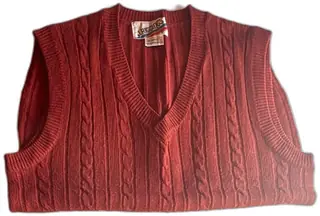 J Rigging Vintage Red Cable Knit Sweater Vest Large 100 Percent Acrylic Hong Kong